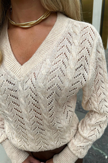  Яна Лукачер (Yana Lukacher)