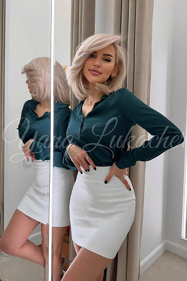 Яна Лукачер (Yana Lukacher)