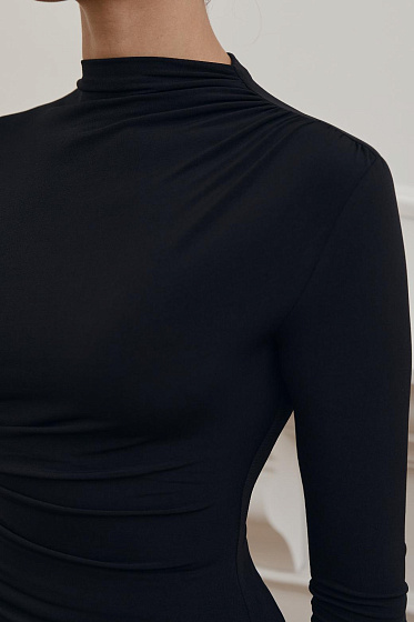  Яна Лукачер (Yana Lukacher)