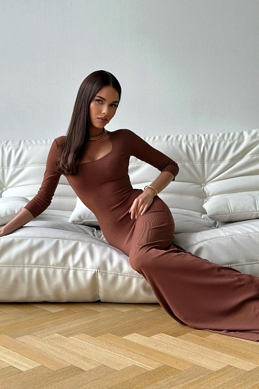  Яна Лукачер (Yana Lukacher)